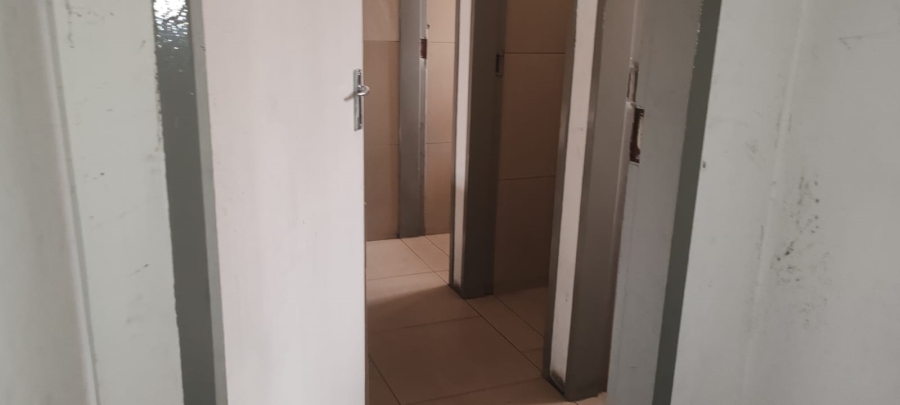 To Let commercial Property for Rent in Halfway House Gauteng