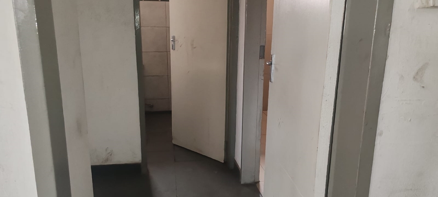 To Let commercial Property for Rent in Halfway House Gauteng