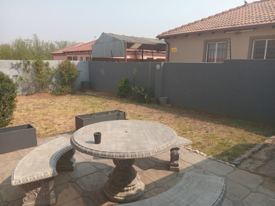 3 Bedroom Property for Sale in Alveda Park Gauteng