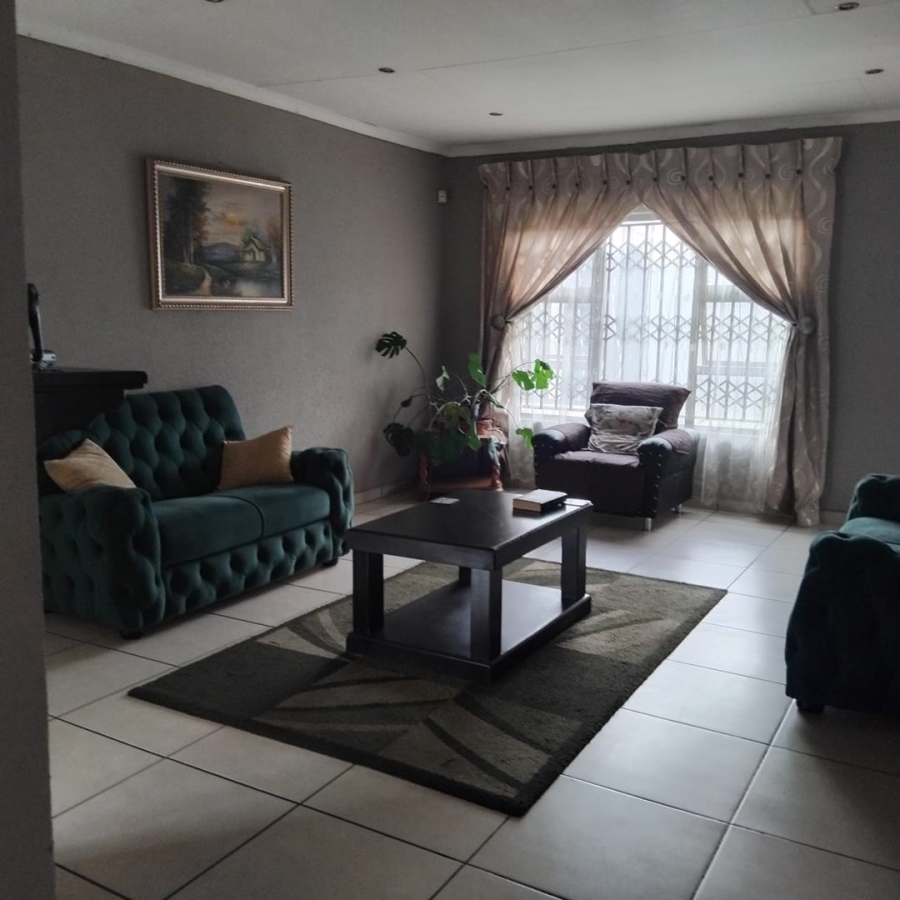 3 Bedroom Property for Sale in Alveda Park Gauteng
