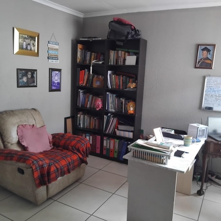 3 Bedroom Property for Sale in Alveda Park Gauteng