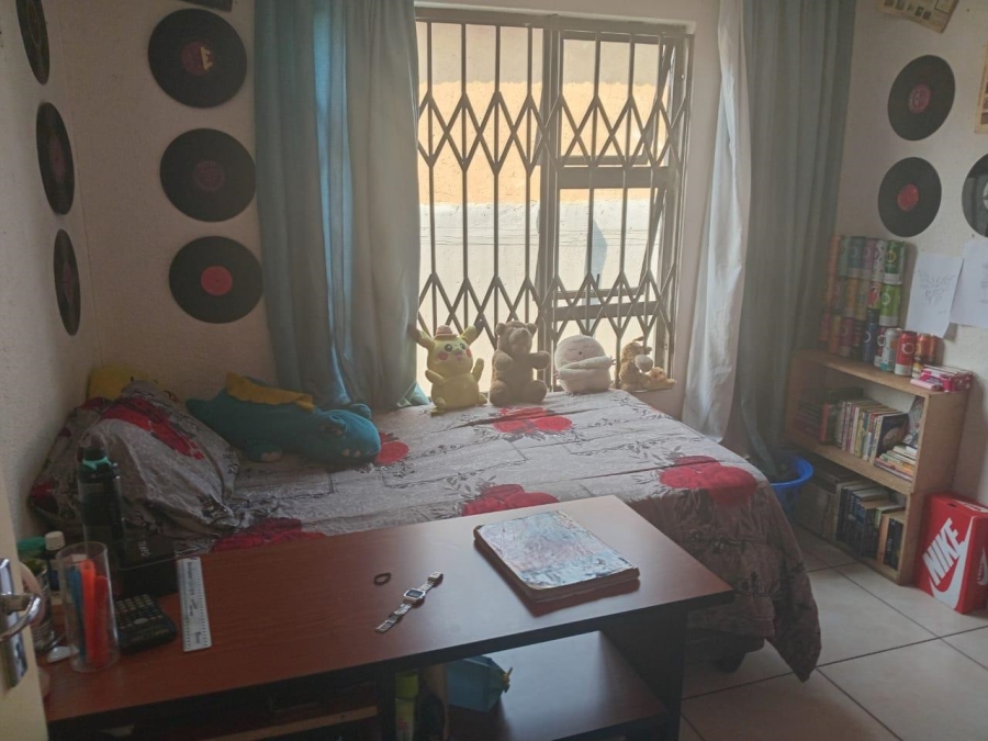 3 Bedroom Property for Sale in Alveda Park Gauteng