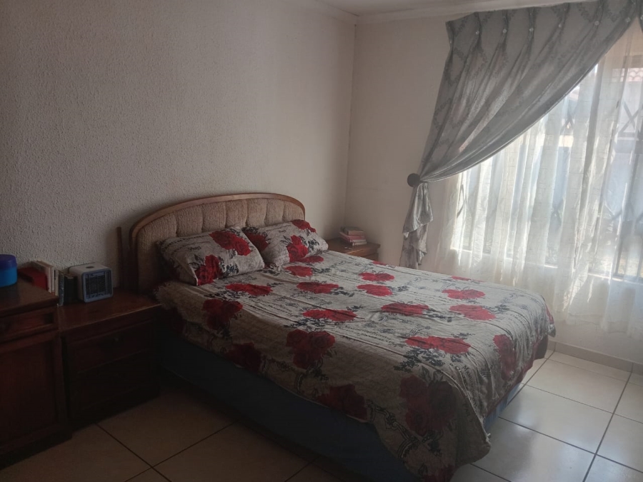 3 Bedroom Property for Sale in Alveda Park Gauteng