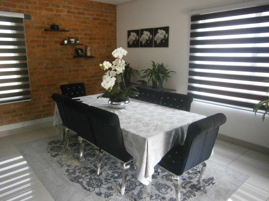 4 Bedroom Property for Sale in Brackenhurst Gauteng