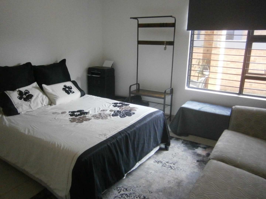 4 Bedroom Property for Sale in Brackenhurst Gauteng