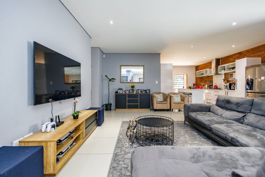 4 Bedroom Property for Sale in Brackenhurst Gauteng