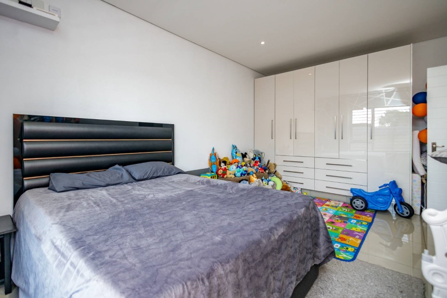 4 Bedroom Property for Sale in Brackenhurst Gauteng