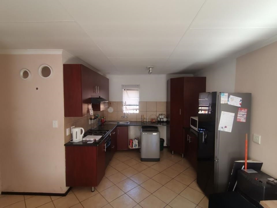 3 Bedroom Property for Sale in Albertsdal Gauteng