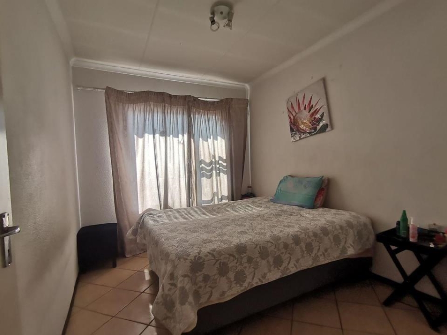 3 Bedroom Property for Sale in Albertsdal Gauteng