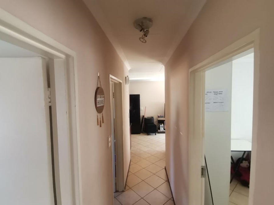3 Bedroom Property for Sale in Albertsdal Gauteng