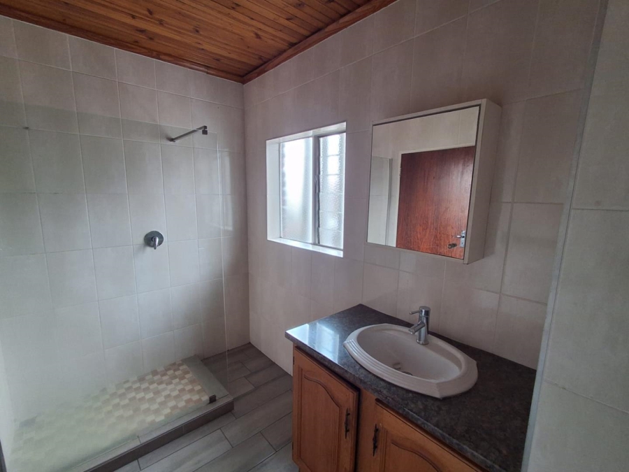 3 Bedroom Property for Sale in Brackenhurst Gauteng