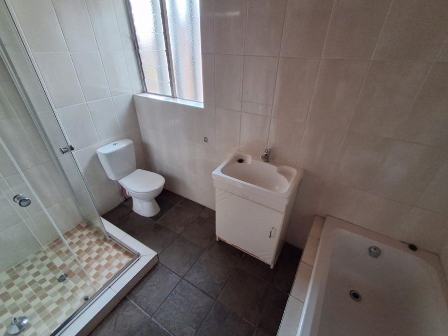 3 Bedroom Property for Sale in Brackenhurst Gauteng
