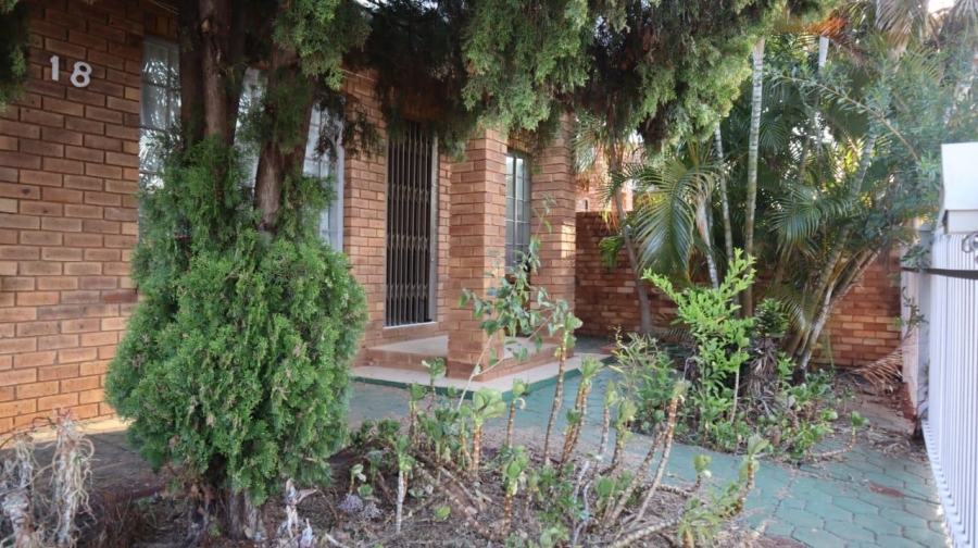 2 Bedroom Property for Sale in Theresa Park Gauteng