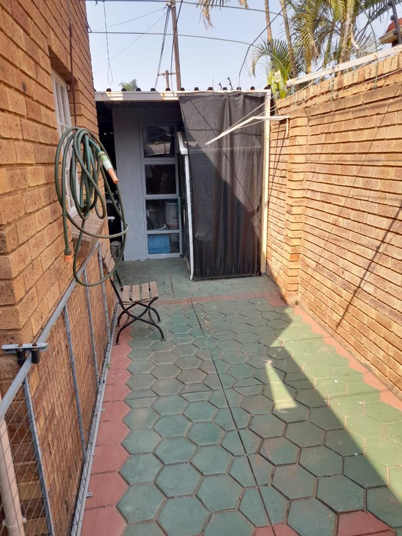 2 Bedroom Property for Sale in Theresa Park Gauteng