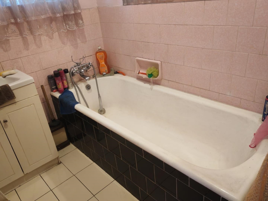 3 Bedroom Property for Sale in Brakpan Central Gauteng