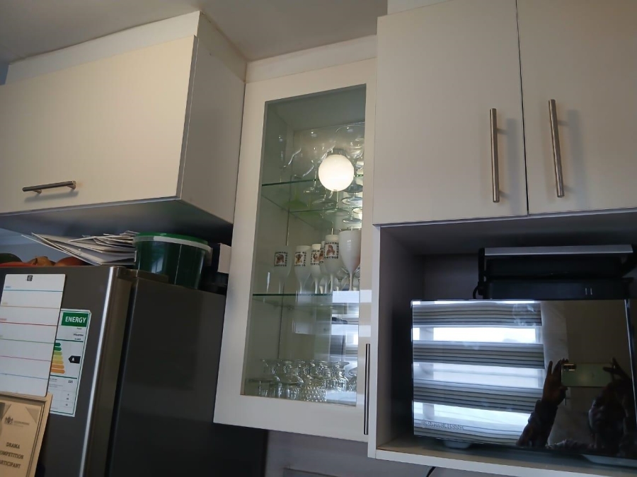 2 Bedroom Property for Sale in Alliance Gauteng
