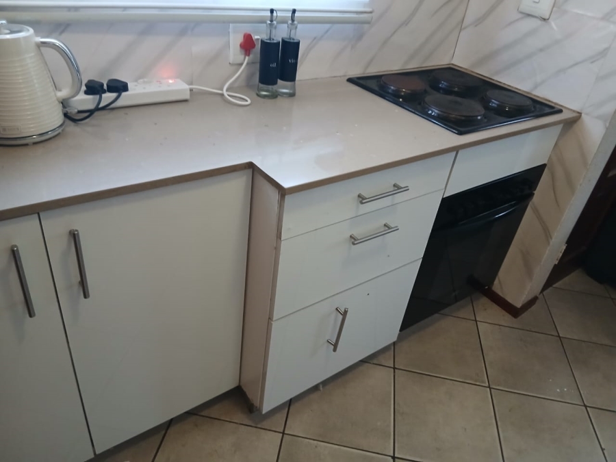 2 Bedroom Property for Sale in Alliance Gauteng