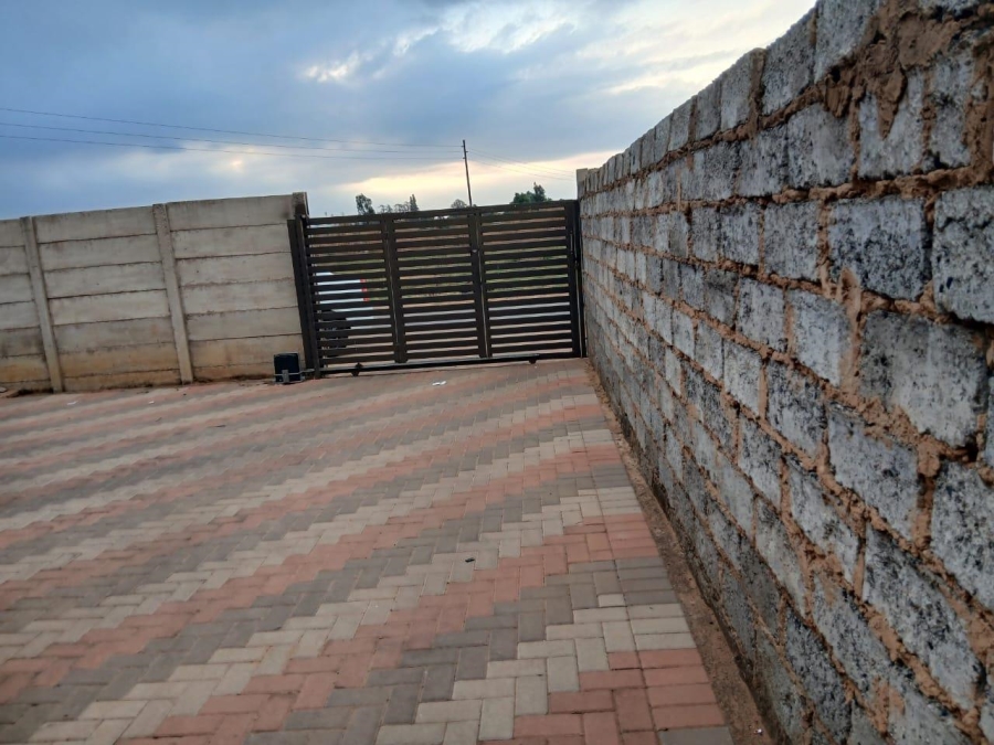 2 Bedroom Property for Sale in Alliance Gauteng