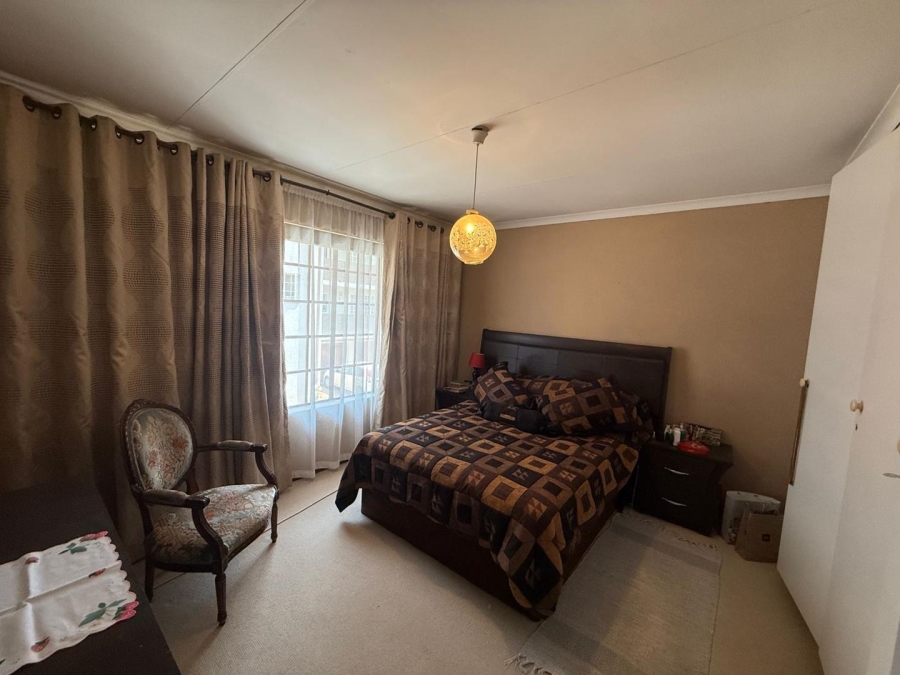 2 Bedroom Property for Sale in Northcliff Gauteng