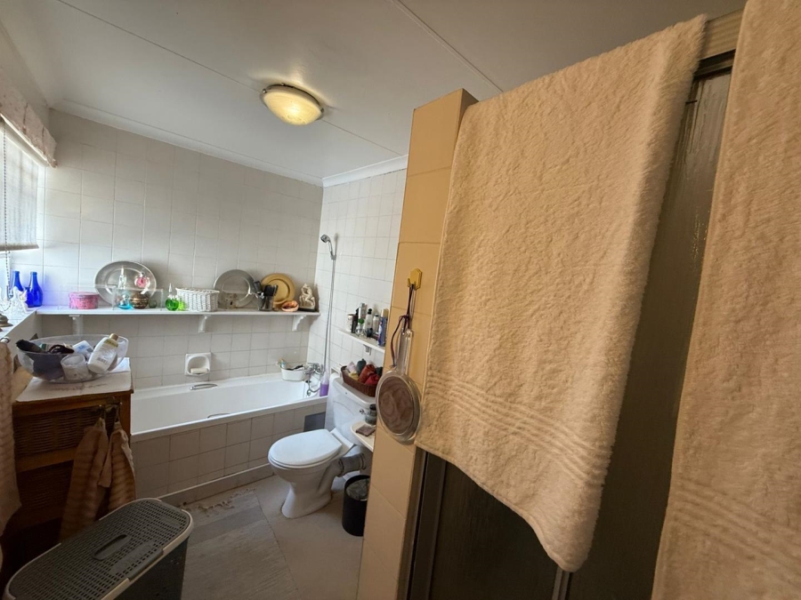 2 Bedroom Property for Sale in Northcliff Gauteng