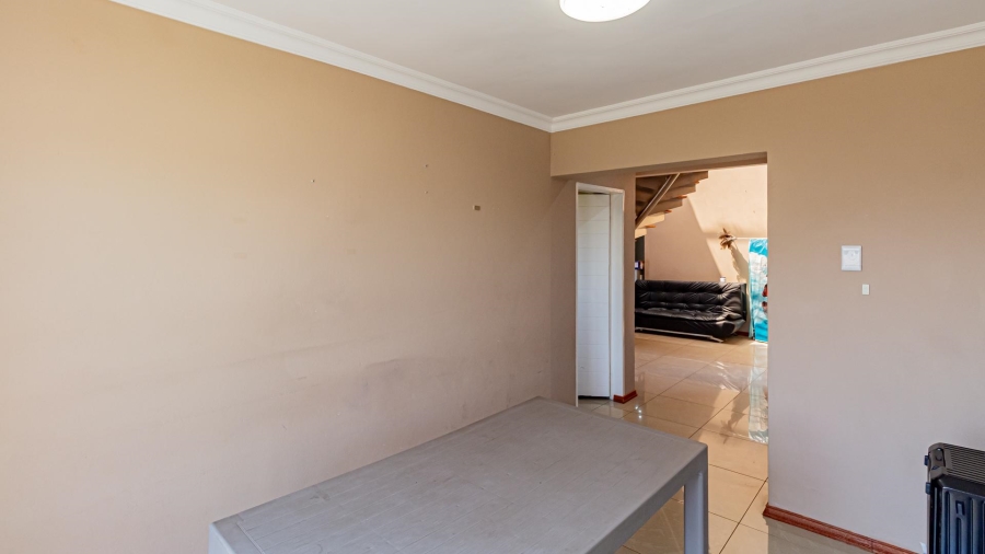4 Bedroom Property for Sale in Zambezi Manor Lifestyle Estate Gauteng