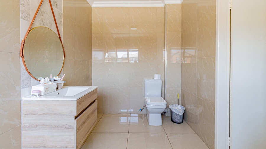 4 Bedroom Property for Sale in Zambezi Manor Lifestyle Estate Gauteng