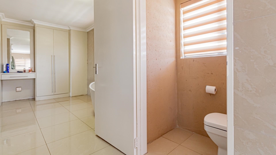 4 Bedroom Property for Sale in Zambezi Manor Lifestyle Estate Gauteng