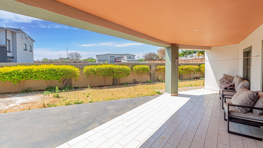 4 Bedroom Property for Sale in Zambezi Manor Lifestyle Estate Gauteng