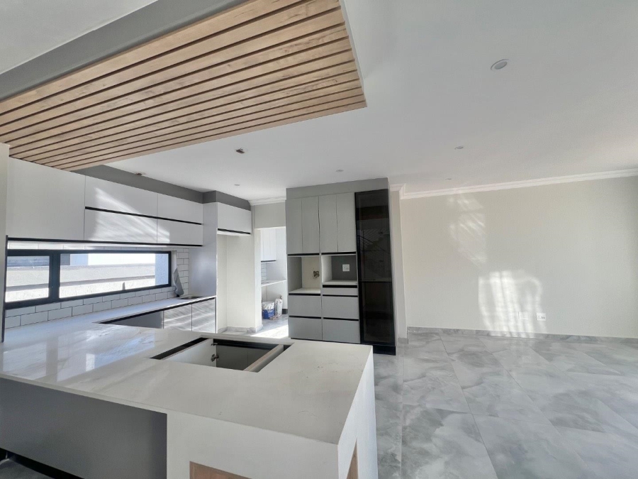 4 Bedroom Property for Sale in Zambezi Manor Lifestyle Estate Gauteng
