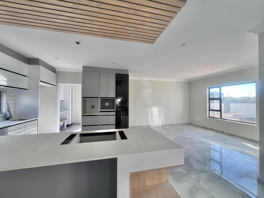 4 Bedroom Property for Sale in Zambezi Manor Lifestyle Estate Gauteng