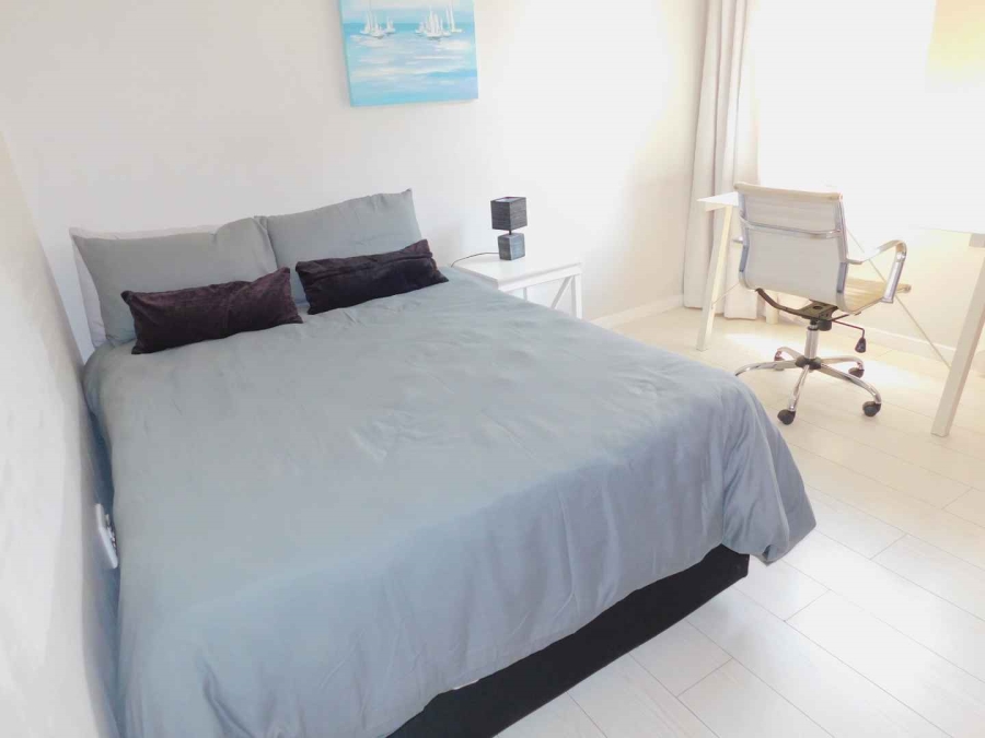 To Let 2 Bedroom Property for Rent in Bryanston Gauteng