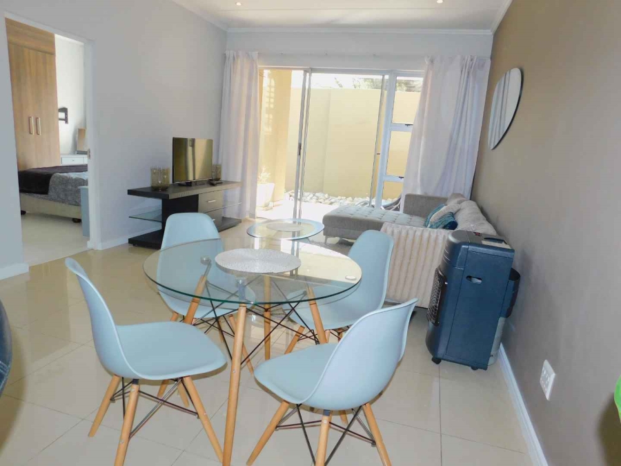 To Let 2 Bedroom Property for Rent in Bryanston Gauteng