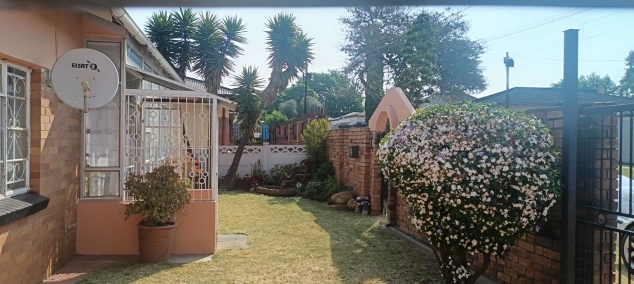 4 Bedroom Property for Sale in Newlands Gauteng