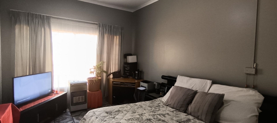 4 Bedroom Property for Sale in Newlands Gauteng