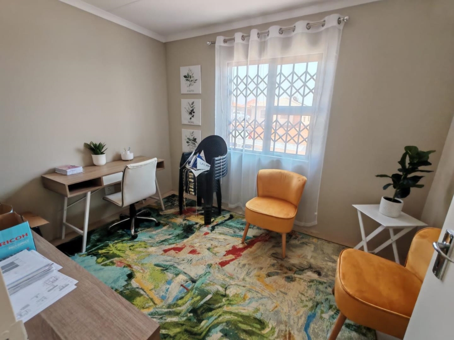3 Bedroom Property for Sale in Albertsdal Gauteng