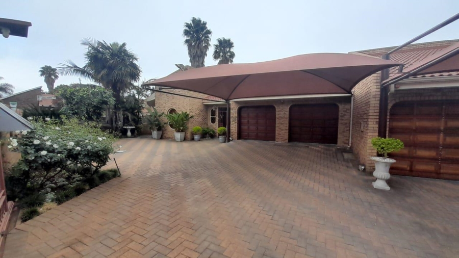 3 Bedroom Property for Sale in Edleen Gauteng