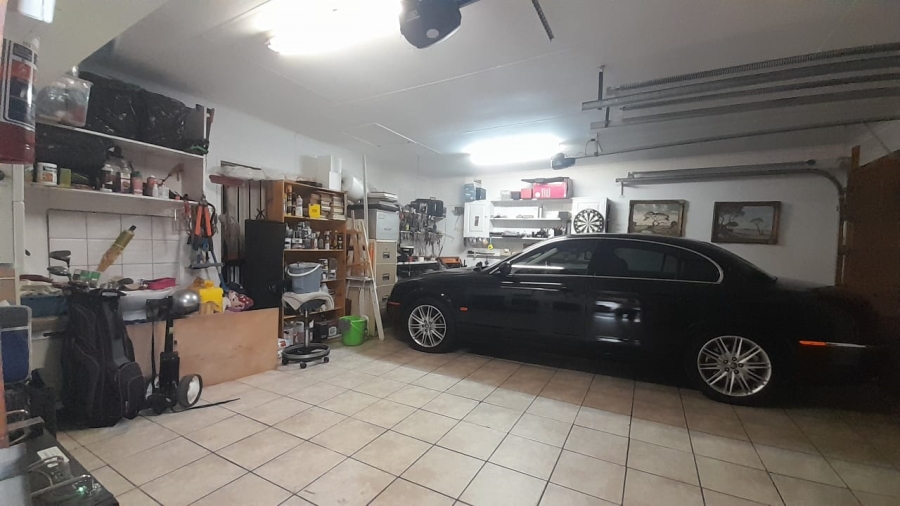 3 Bedroom Property for Sale in Edleen Gauteng