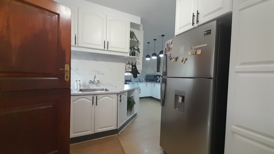 3 Bedroom Property for Sale in Edleen Gauteng