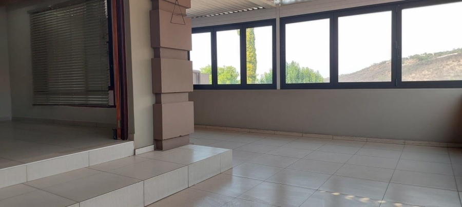 3 Bedroom Property for Sale in Bassonia Gauteng