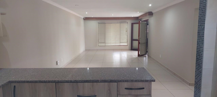 3 Bedroom Property for Sale in Bassonia Gauteng