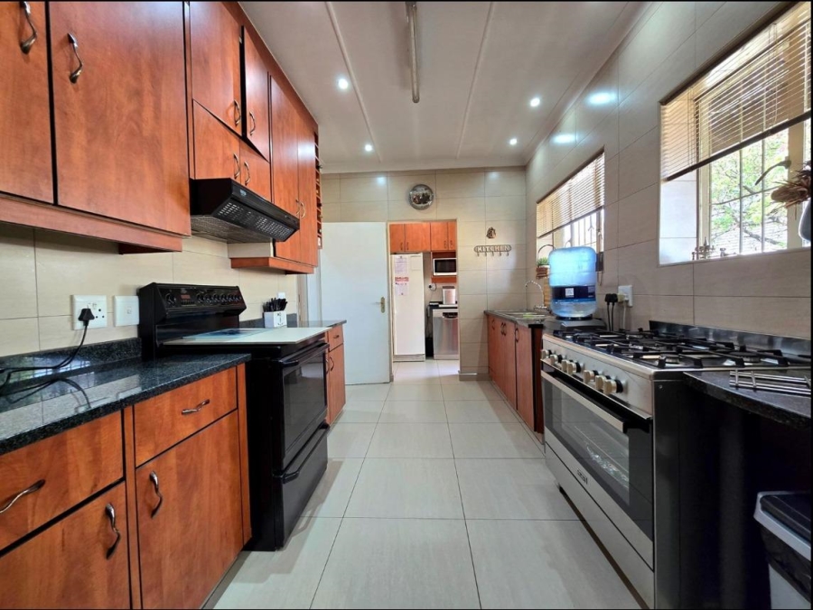 4 Bedroom Property for Sale in Randhart Gauteng
