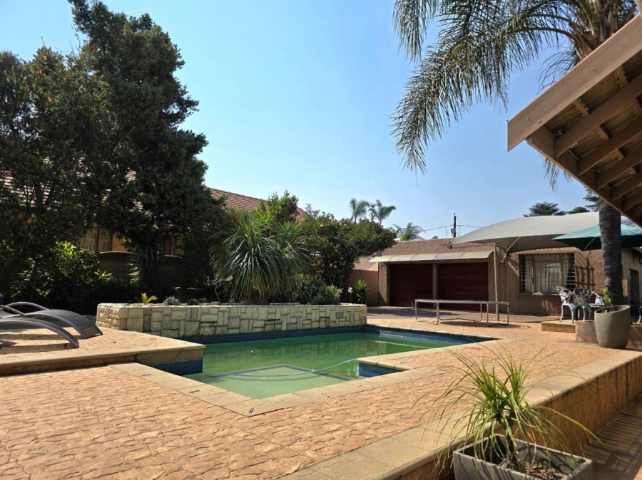 4 Bedroom Property for Sale in Randhart Gauteng