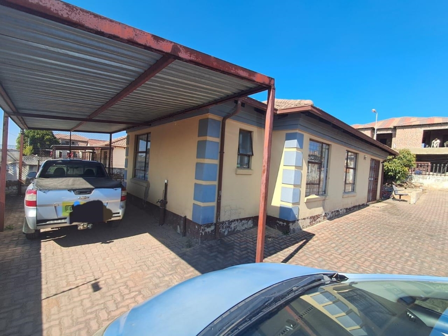 To Let 3 Bedroom Property for Rent in Olievenhoutbosch Gauteng