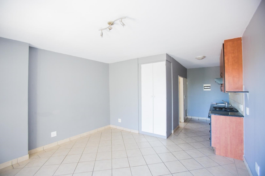 To Let 1 Bedroom Property for Rent in Oukraal Estate Gauteng