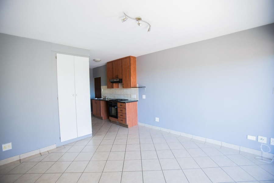 To Let 1 Bedroom Property for Rent in Oukraal Estate Gauteng