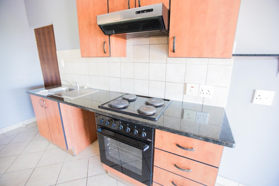 To Let 1 Bedroom Property for Rent in Oukraal Estate Gauteng