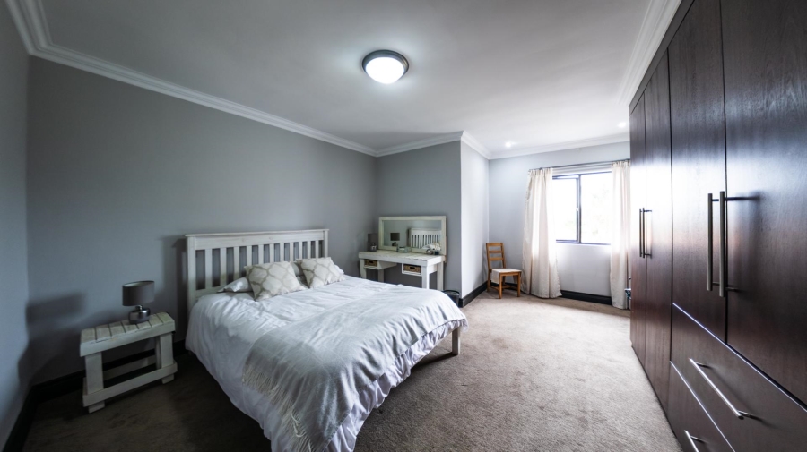 4 Bedroom Property for Sale in Midstream Estate Gauteng