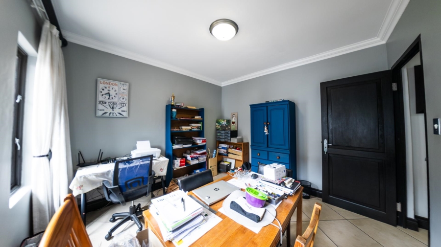 4 Bedroom Property for Sale in Midstream Estate Gauteng