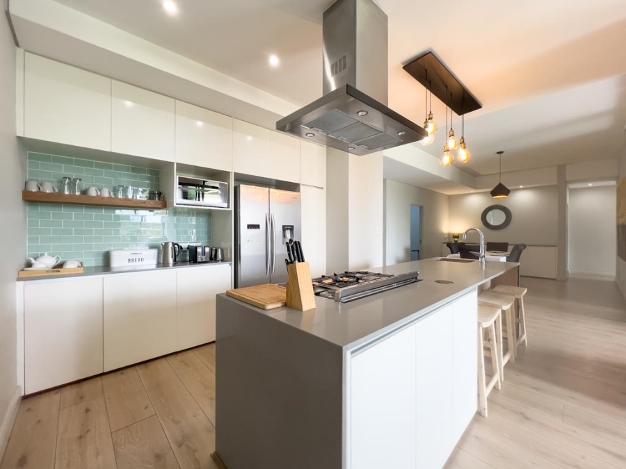 To Let 3 Bedroom Property for Rent in Midstream Estate Gauteng