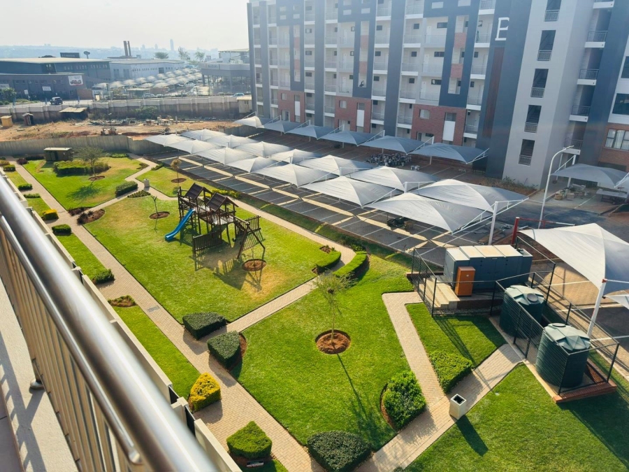 3 Bedroom Property for Sale in Greenstone Hill Gauteng